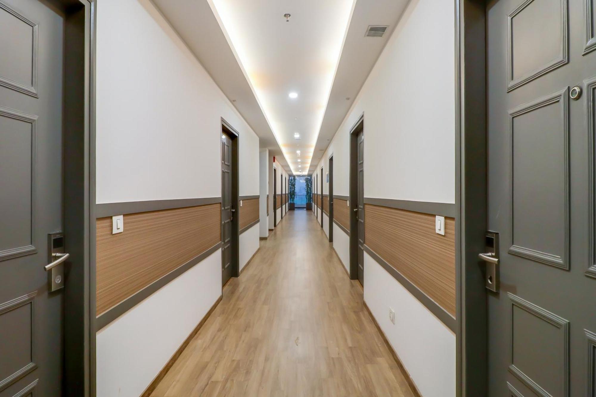 Super Townhouse Jashn Hotell Chinhat Exteriör bild